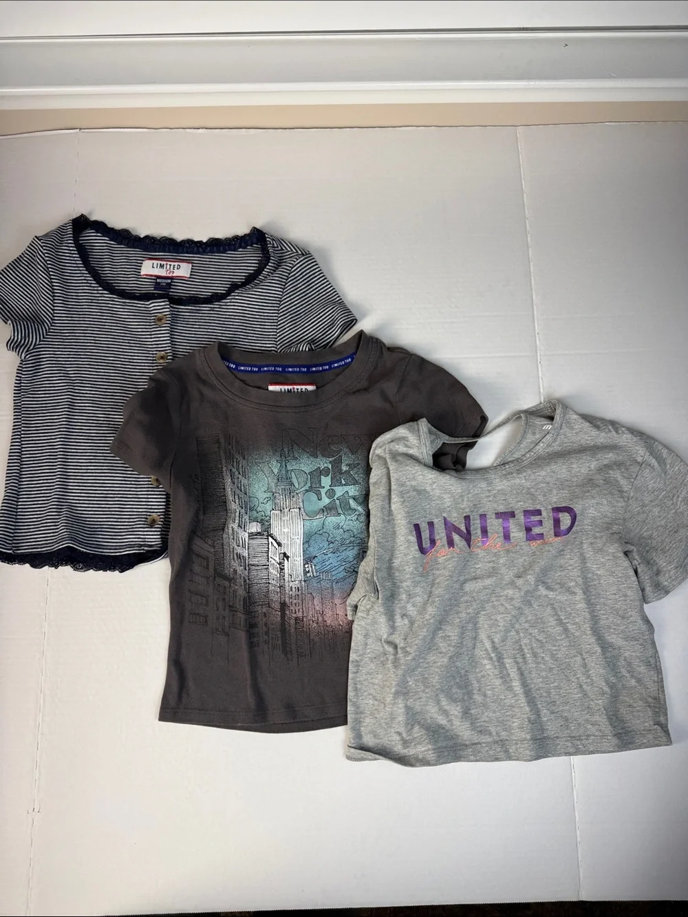 Girls size 8-10 lot summer 16 pieces, nike, cat and jack, limited too - Picture 7 of 9